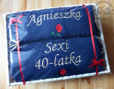 Komplet 2 ręczników z haftem w koszu 70x140 prezent urodziny imieniny święta